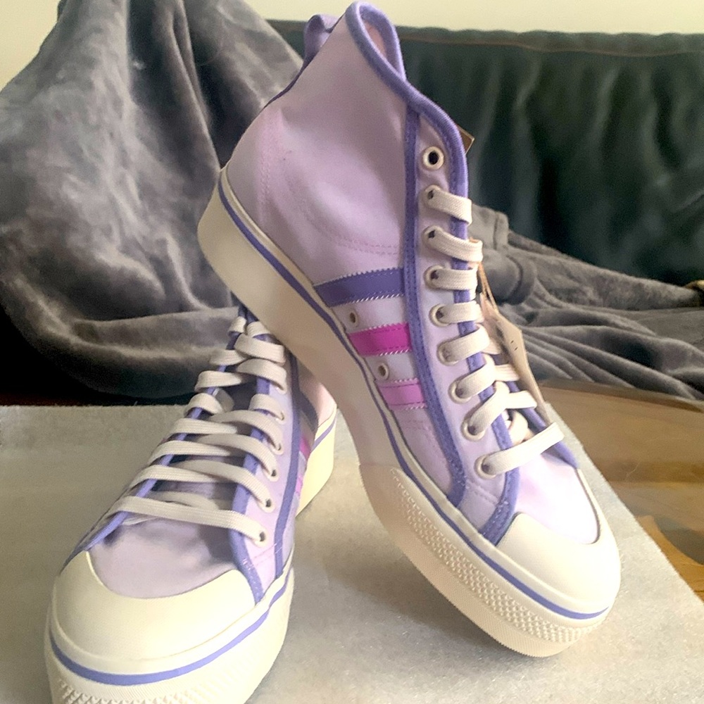 Adidas  new with tags purple Nizza platform mid rise running shoes
